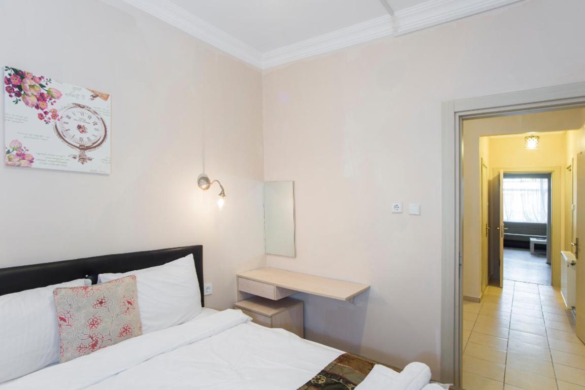 Divan Wooden Guesthouse Стамбул Екстер'єр фото